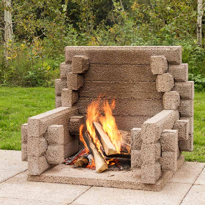 Image Feu Ardent Pique-Nique with back Outdoor Fireplace - Beige Colour